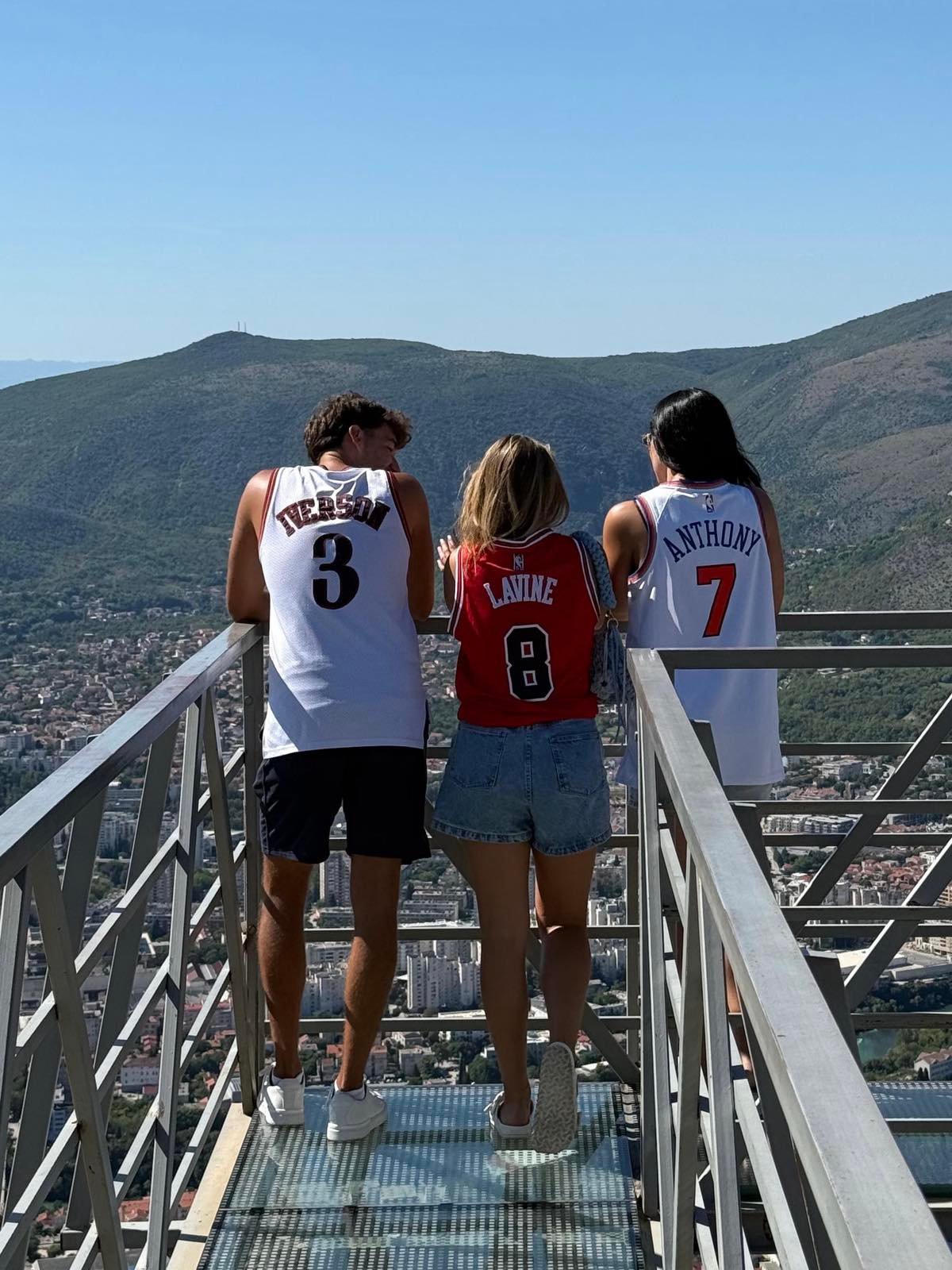 viber_image_2025-12-11_19-37-36-839